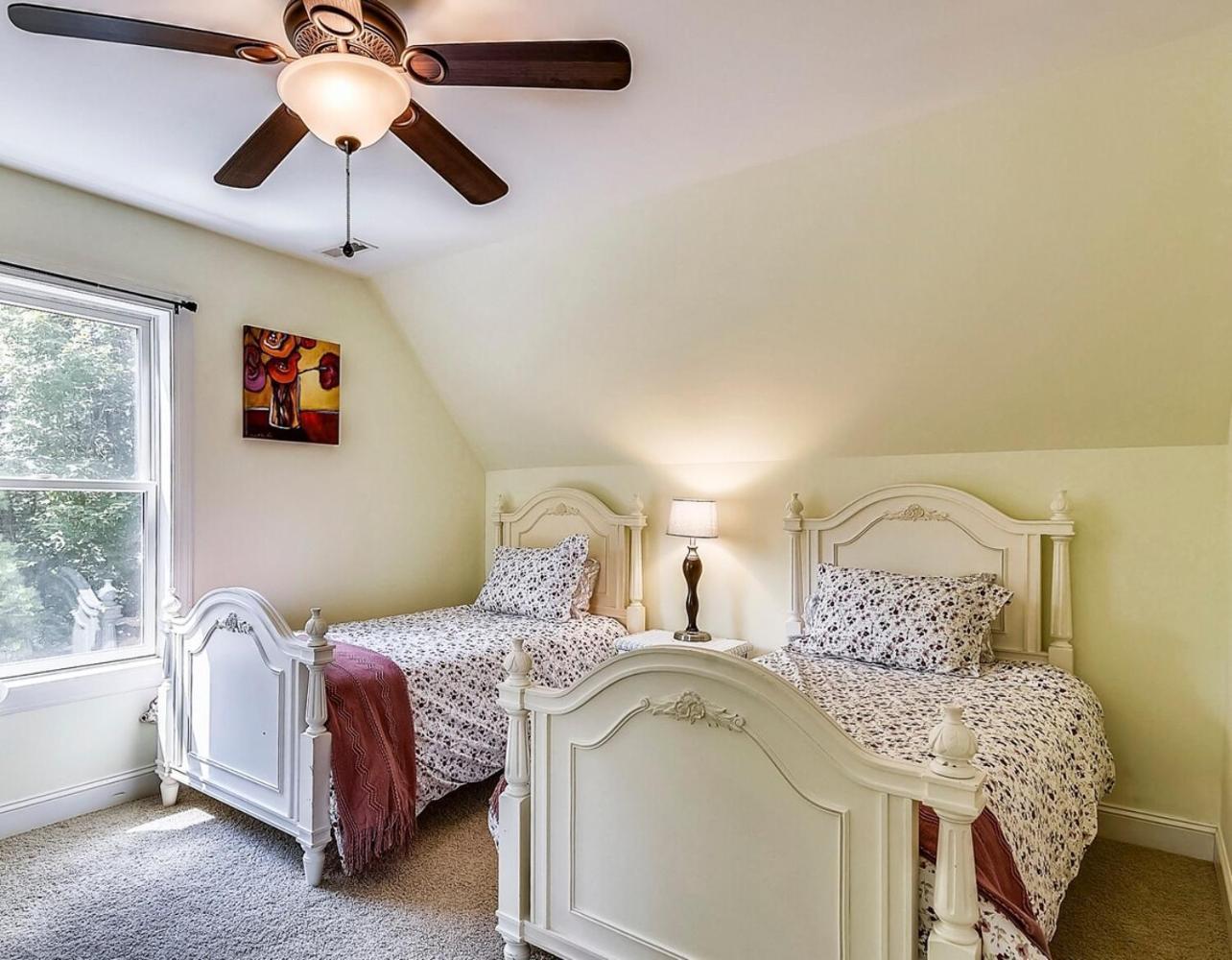 Cl To Dt Asheville & Weaverville- Apartment Inc المظهر الخارجي الصورة